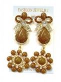 Brinco Pedraria Marrom Dourado