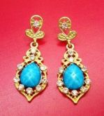 Brinco c/ straz azul dourado