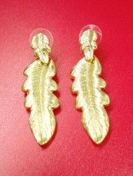 Brinco Folha Dourado